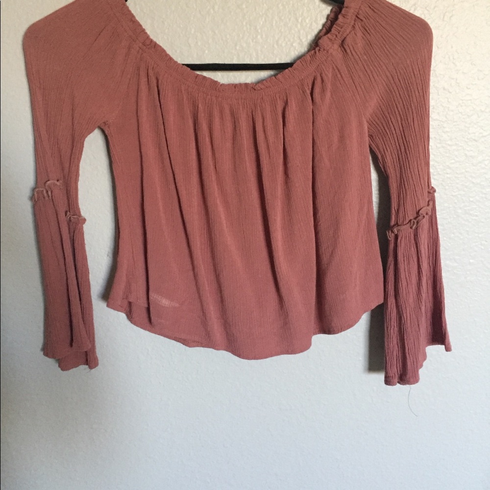 Off shoulder long sleeve